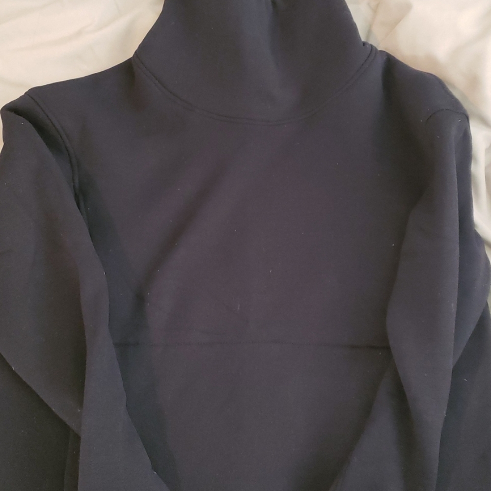lululemon sweater